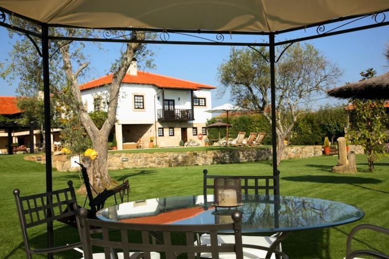 Casa Do Meio Do Povo - Turismo De Habitacao シャヴェス エクステリア 写真