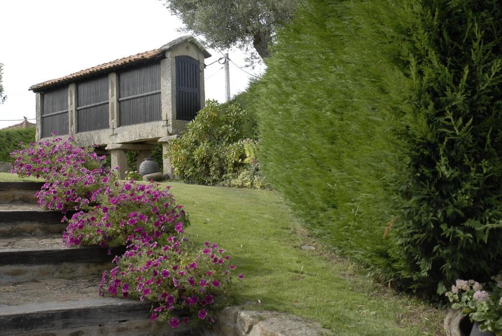 Casa Do Meio Do Povo - Turismo De Habitacao シャヴェス エクステリア 写真